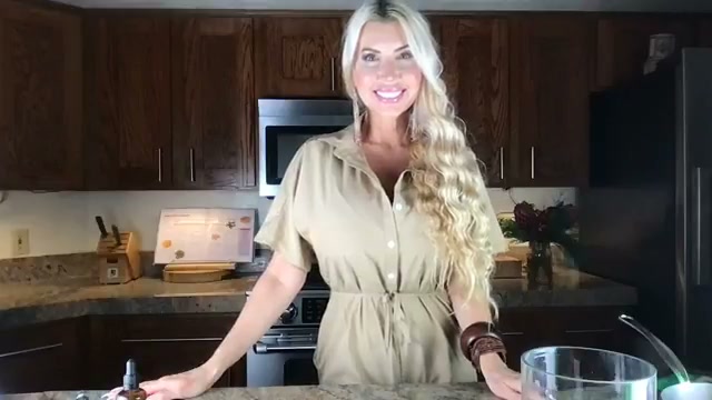 Raising Your Vibration with a 21 Day Juice Fast!