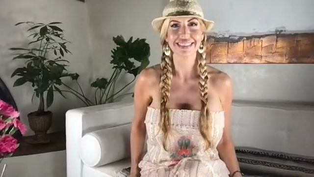 Using Your Moon Sign To Heal, love and grow!